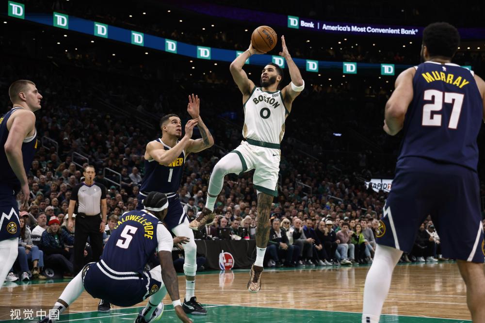 随俱乐部的 随俱乐部的