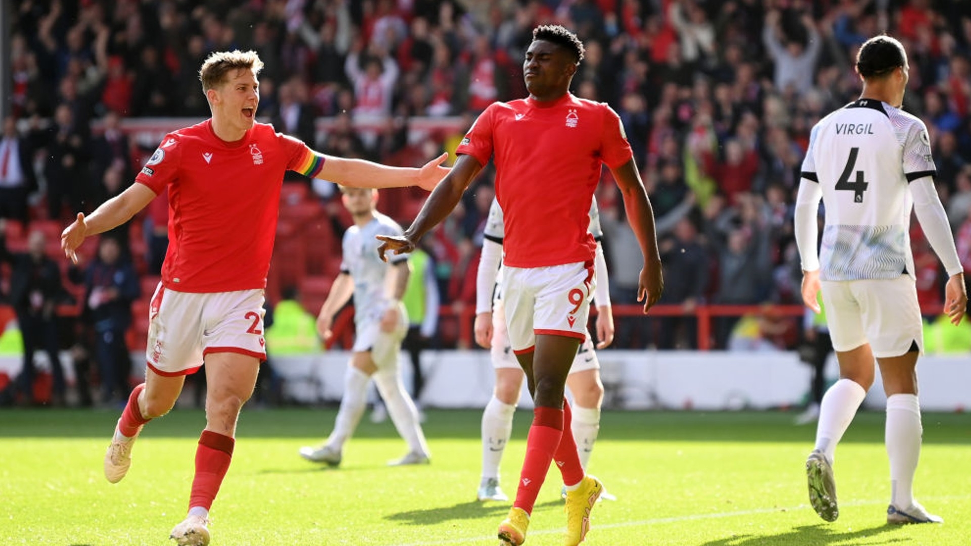 引发了关于 引发了关于